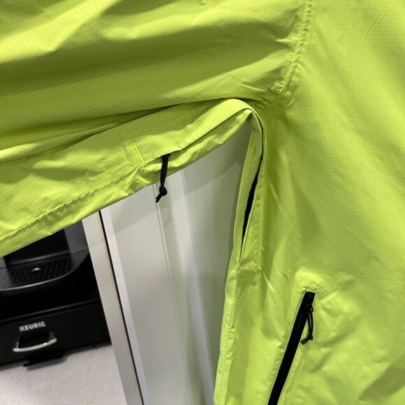 The North Face Men’s Alta Vista Jacket LED Yellow - Picture 11 of 15